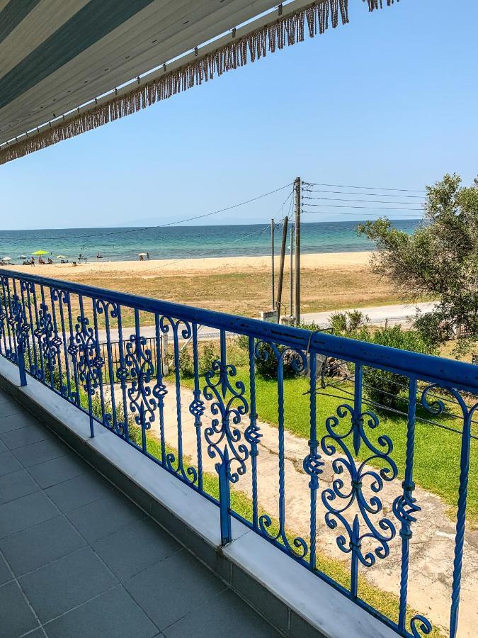 Galinis' Sea Front Studios Nea Kallikrateia Extérieur photo