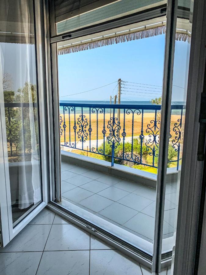 Galinis' Sea Front Studios Nea Kallikrateia Extérieur photo